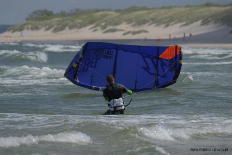 Kitesurfing 050